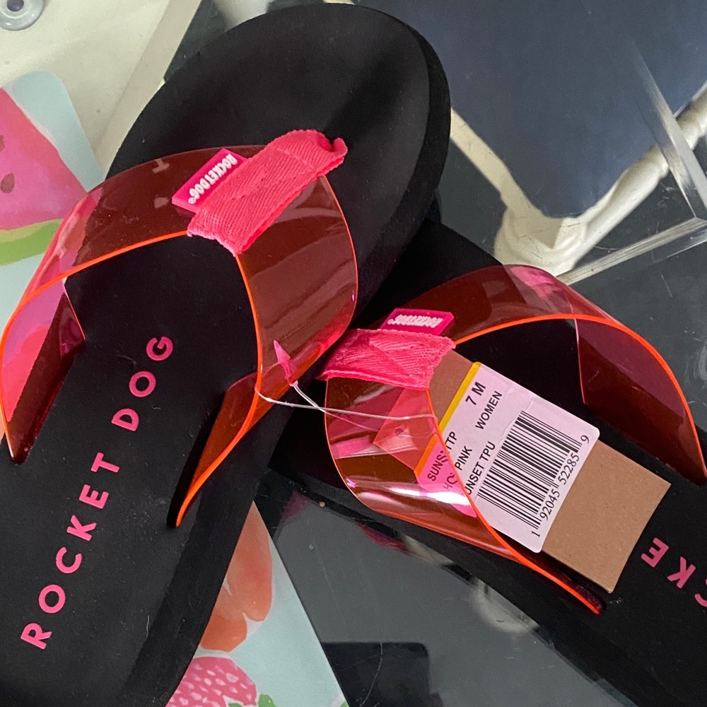 Rocket Dog Black and Pink Slide Sandals